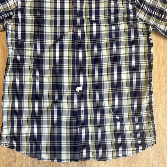 Men’s Bluenotes Green and Blue Plaid Collared Button Down Shirt.  Size Medium - Picture 3 of 12
